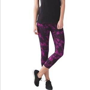 LULULEMON Wunder Under Cropped 23" leggings in Breezie Regal Plum